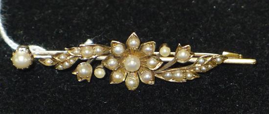 Pearl brooch